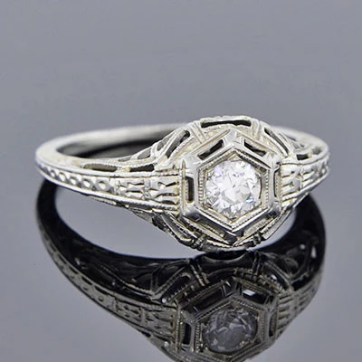 Art Deco 18kt Diamond Engagement Ring .28ct - Image 7