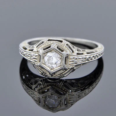 Art Deco 18kt Diamond Engagement Ring .28ct - Image 9
