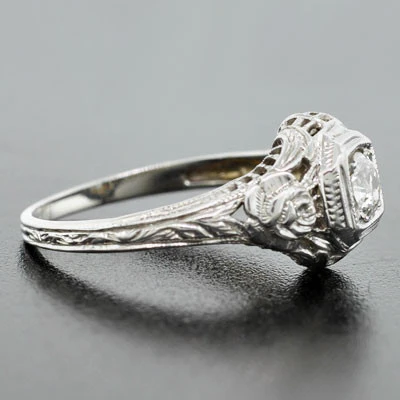 Art Deco 18kt Rose Motif Diamond Engagement Ring .35ct - Image 3