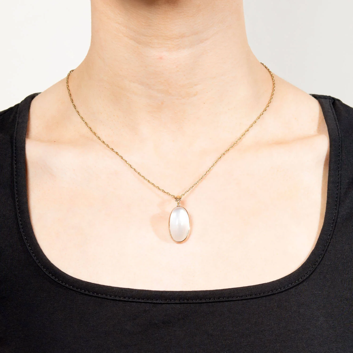 Late Victorian 12k Moonstone Pendant - Image 4