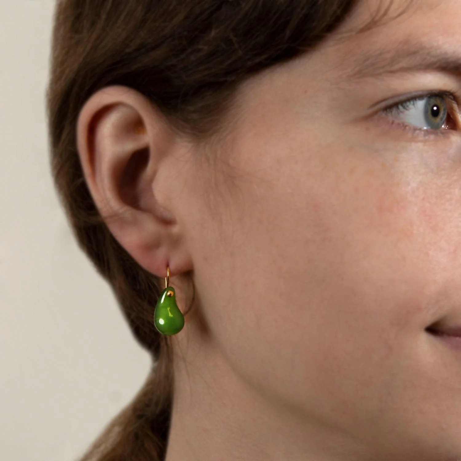 TIFFANY & CO.  ELSA PERETTI 18K Bean Earrings - Image 5