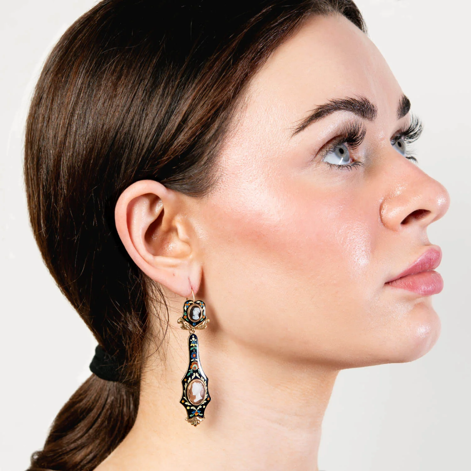 Victorian 18k Shell Cameo Swiss Enamel Day/Night Earrings - Image 6