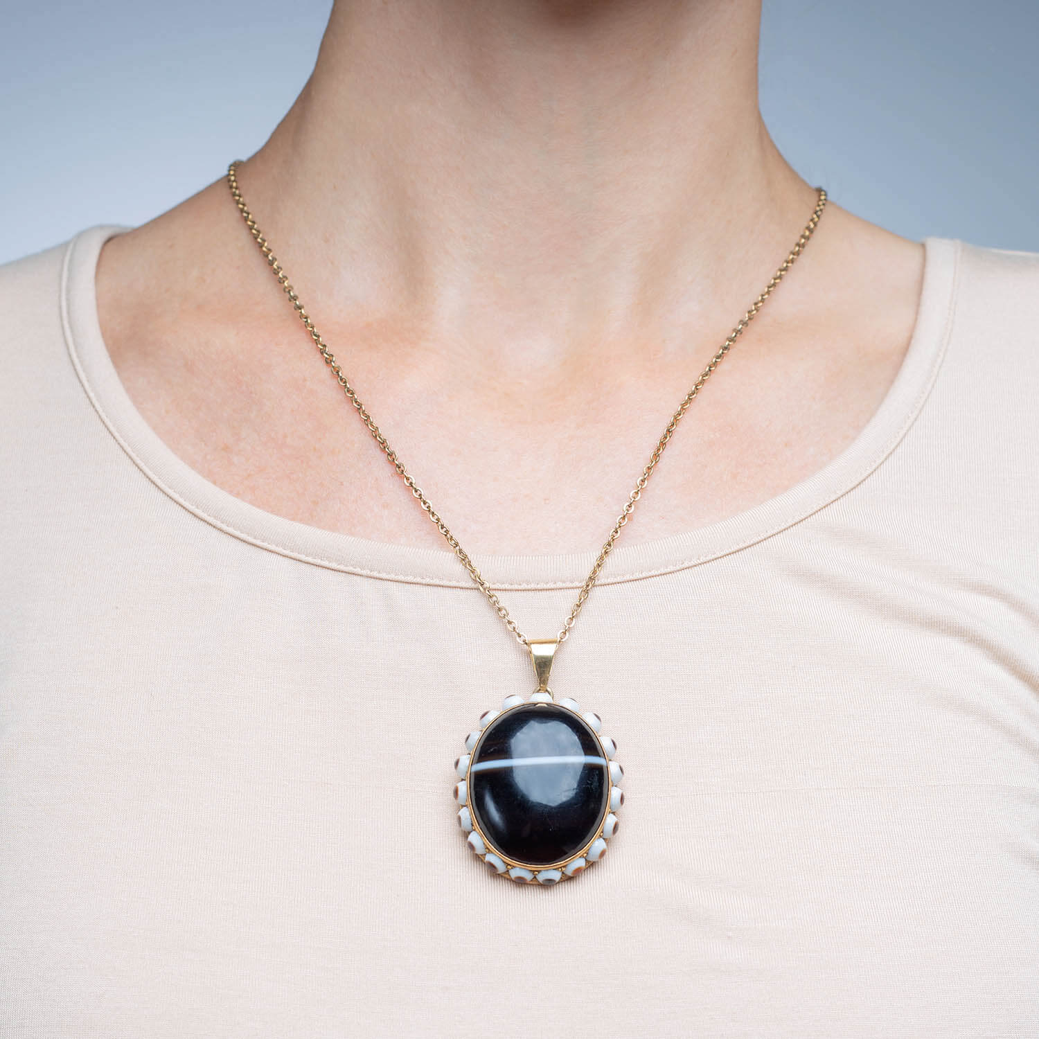 Victorian Large Gold-Filled Banded Agate Pendant - Image 5