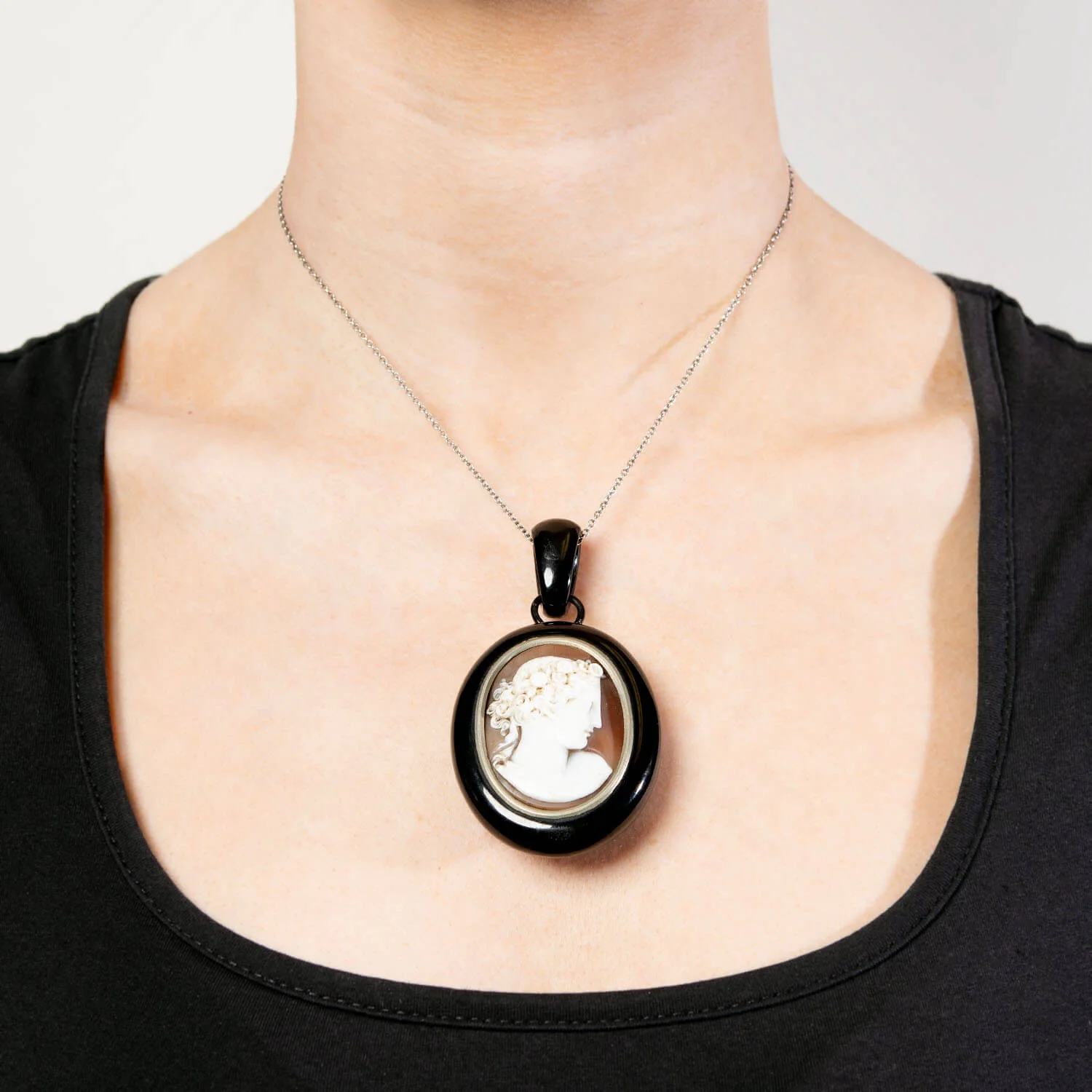 Victorian Sterling Silver Carved Jet Shell Cameo Pendant - Image 4