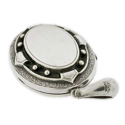 Victorian Sterling Silver Etched & Studded Locket - Image 4