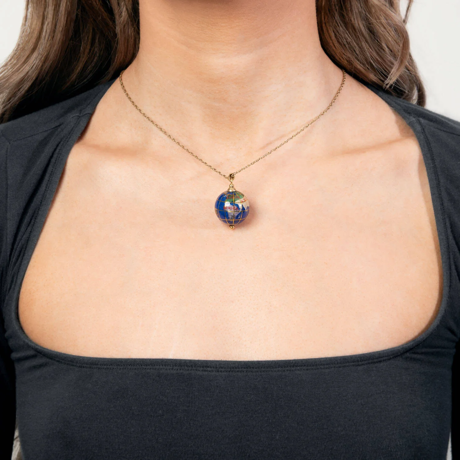 Vintage 14k Enamel Globe Pendant/Charm - Image 4